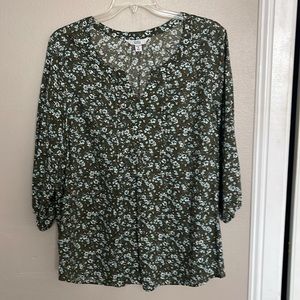 Croft & Barrow women’s 2x blouse.